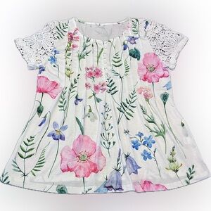 Floral Garden Women's Blouse with Lace Sleeves & Buttons Up Top
